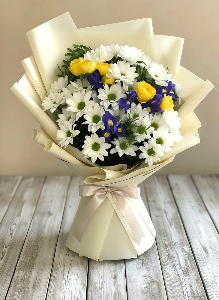 Букет цветов из: Ирисы, Хризантемы и Розы в Тейково